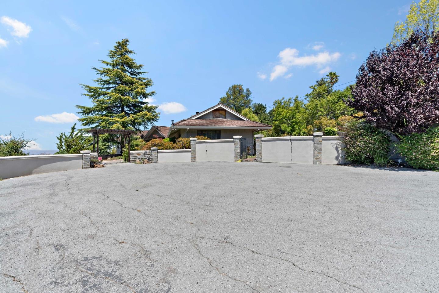 11552 Hillpark Lane