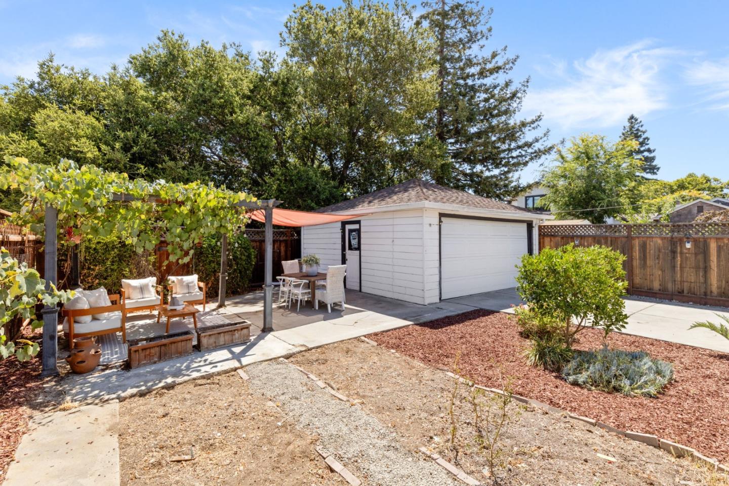 994 Ramona Court