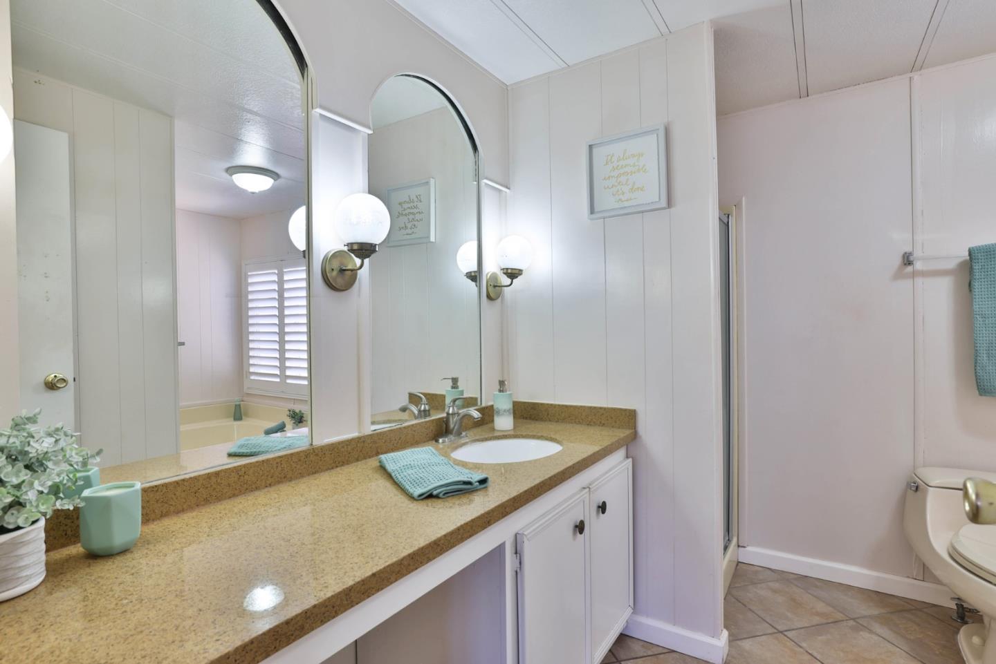 412 Chateau La Salle Drive Unit: 412