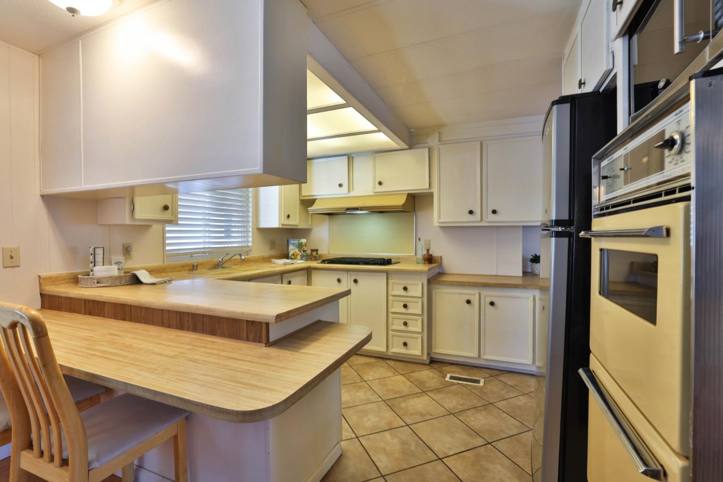 412 Chateau La Salle Drive Unit: 412