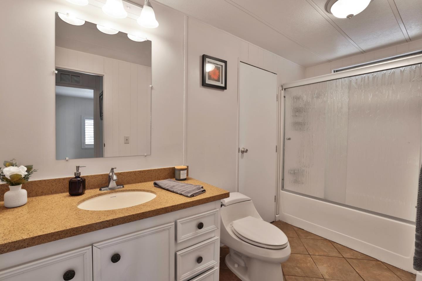 412 Chateau La Salle Drive Unit: 412