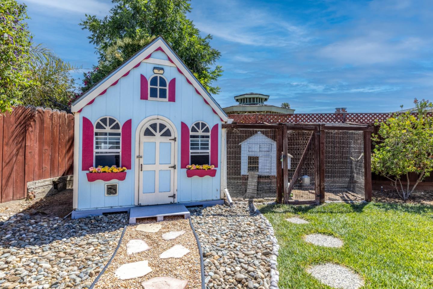672 Sonoma Court