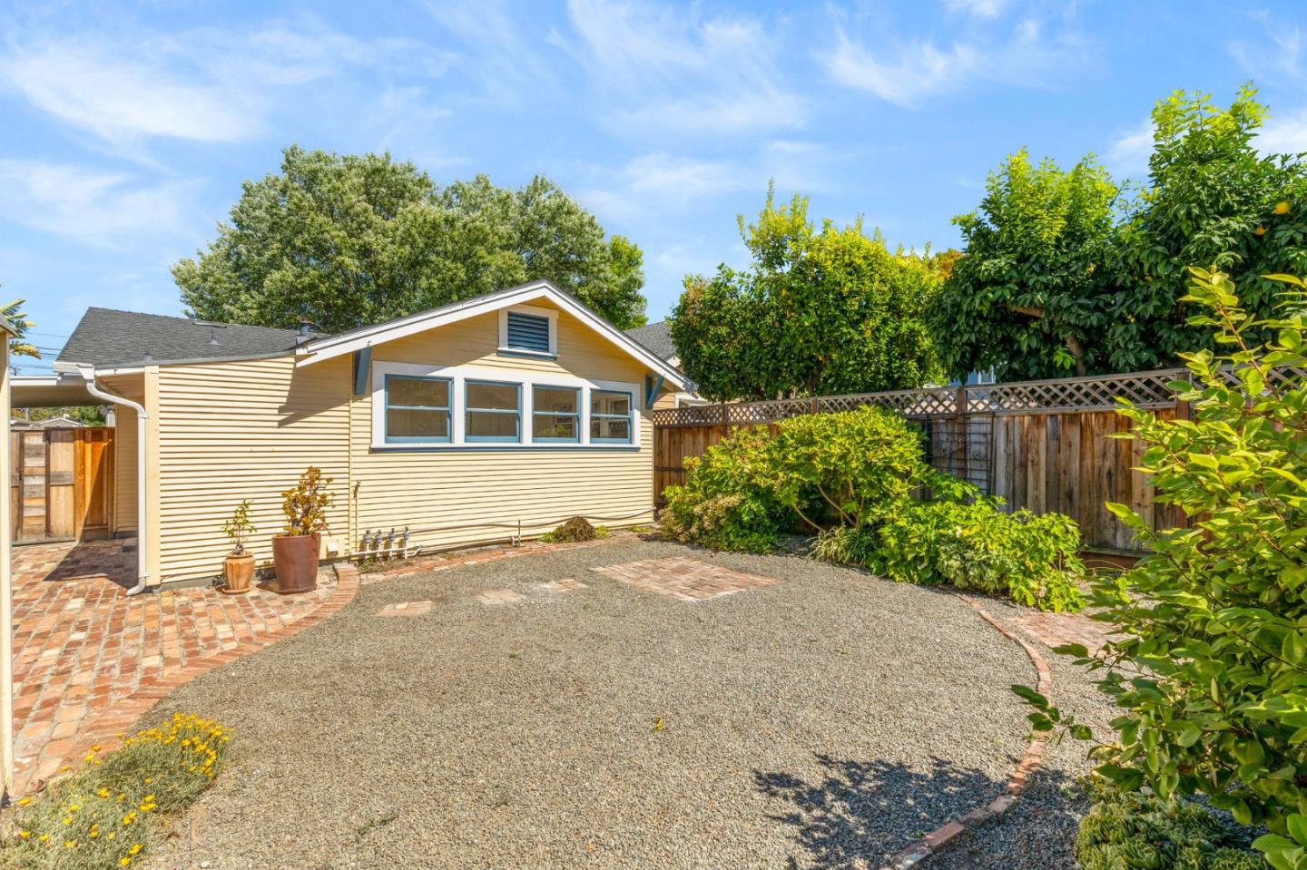 409 Arleta Avenue