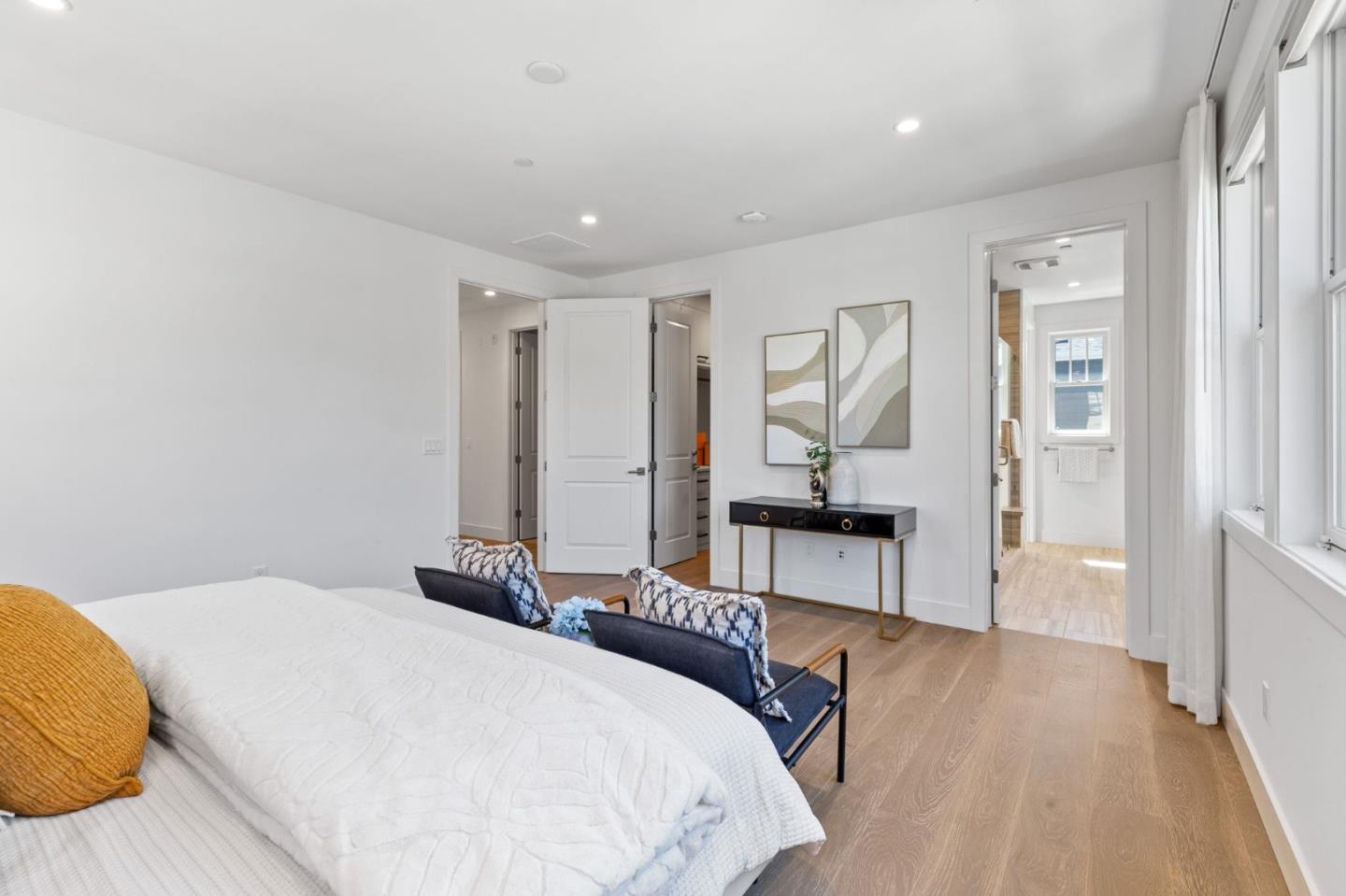 18855 Montalvo Oaks Circle