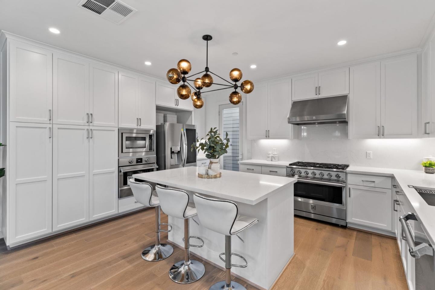 18855 Montalvo Oaks Circle