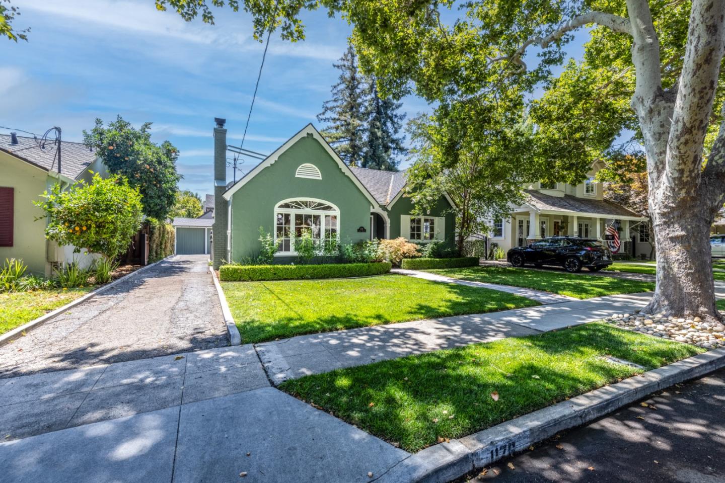 1176 Laurie Avenue