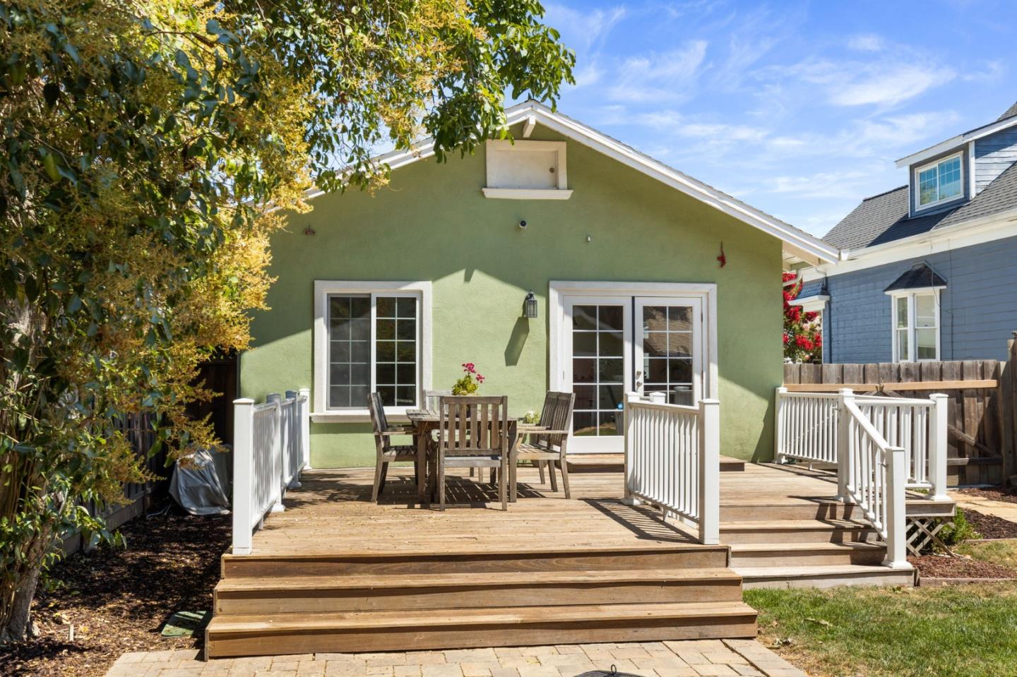500 Coe Avenue
