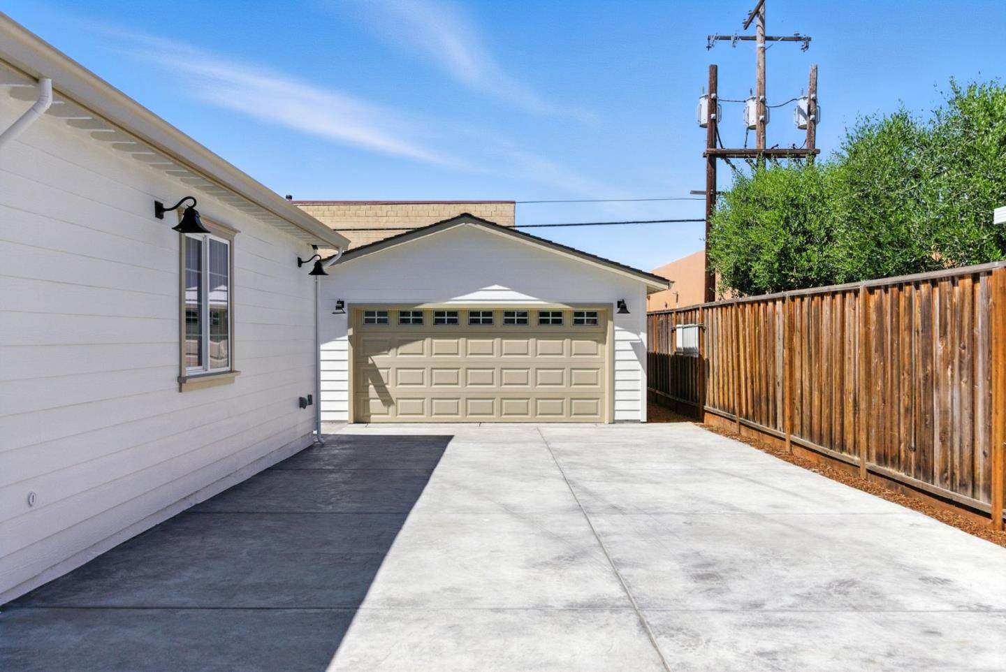 3085 BUTTE Street