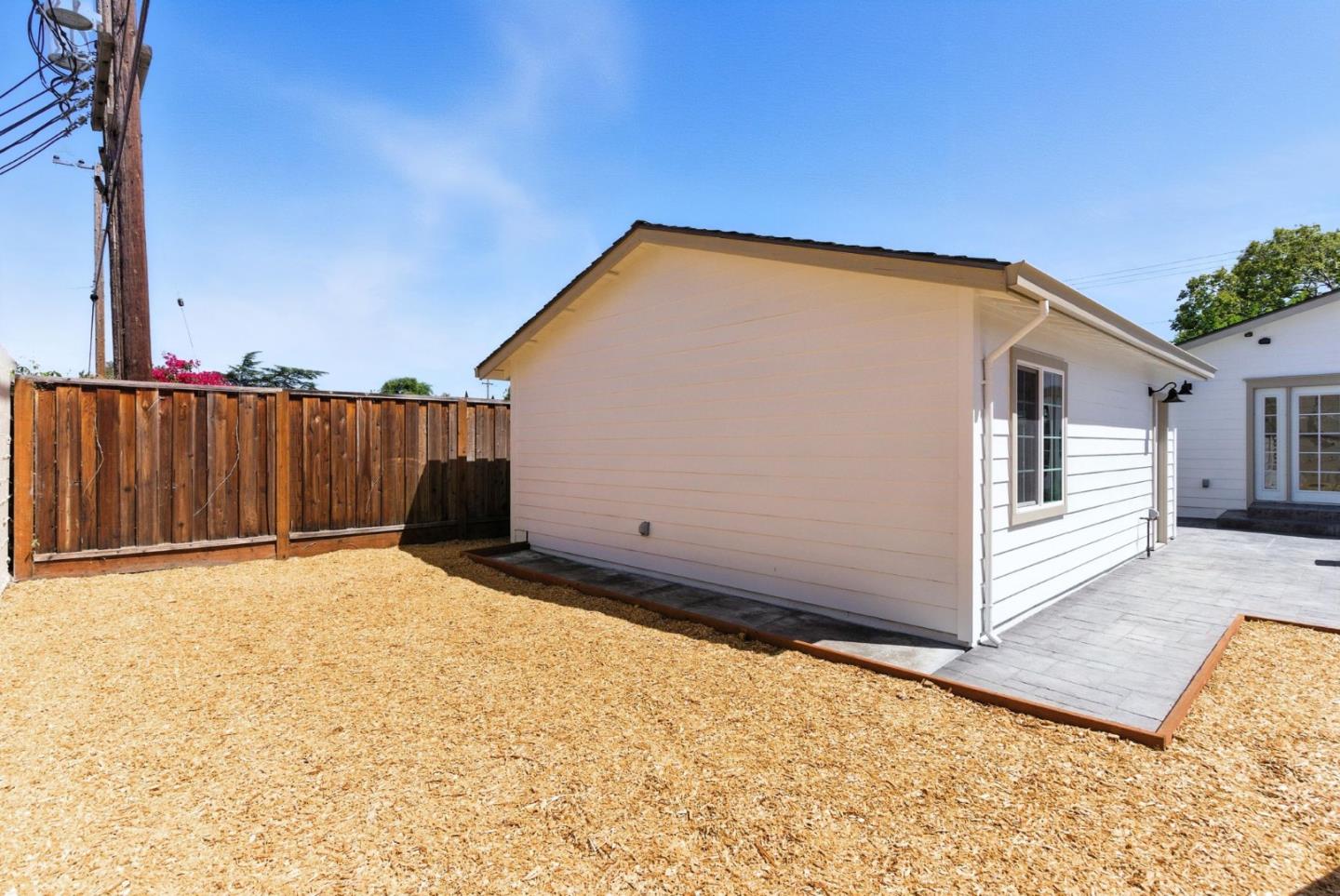 3085 BUTTE Street