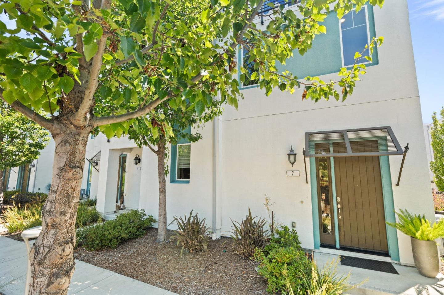 218 William Manly Street 7