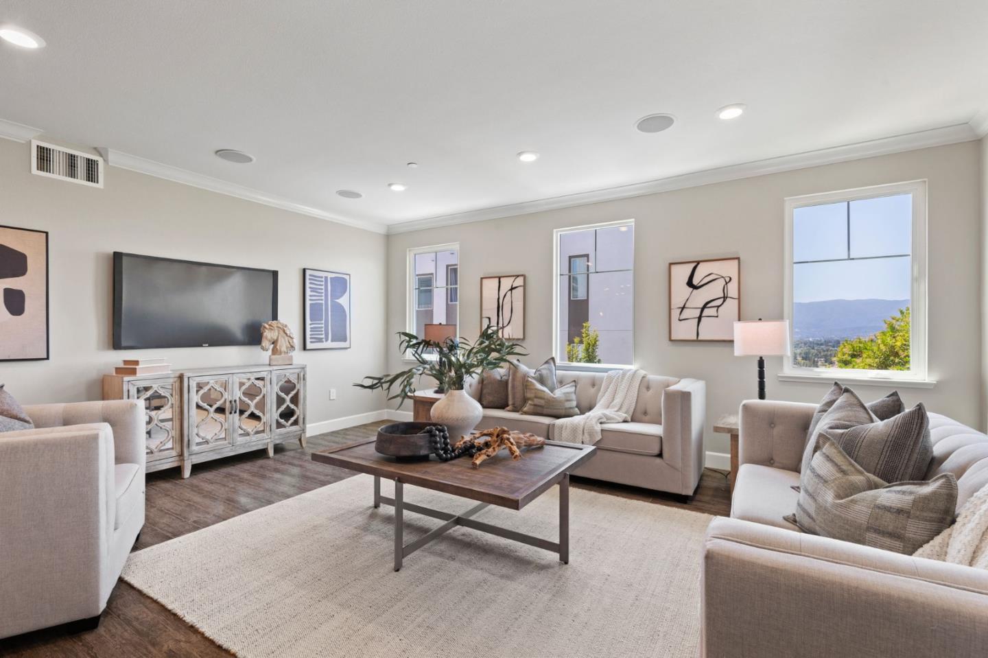 218 William Manly Street 7