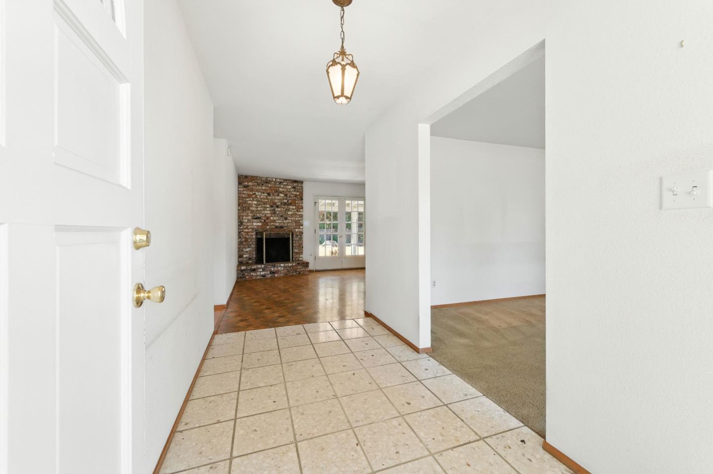 2201 Carleton Drive