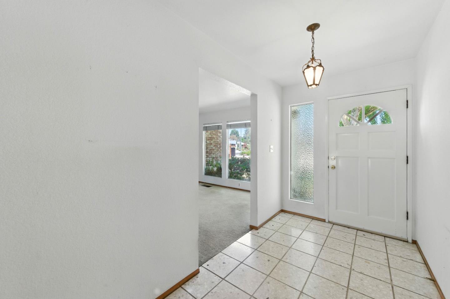 2201 Carleton Drive