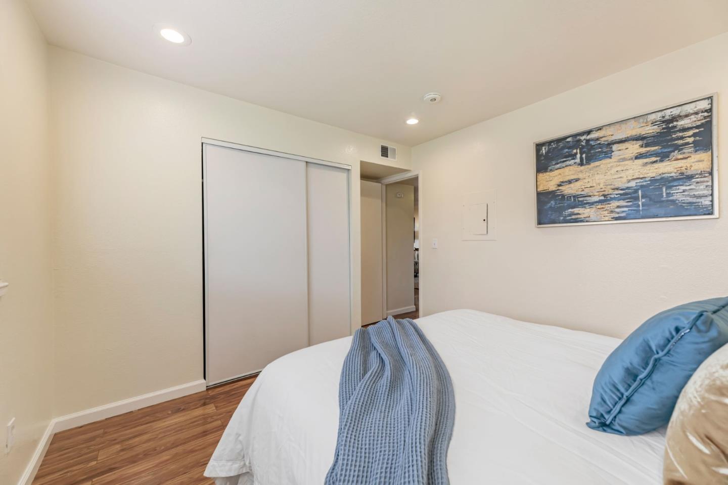 3326 Shadow Park Place