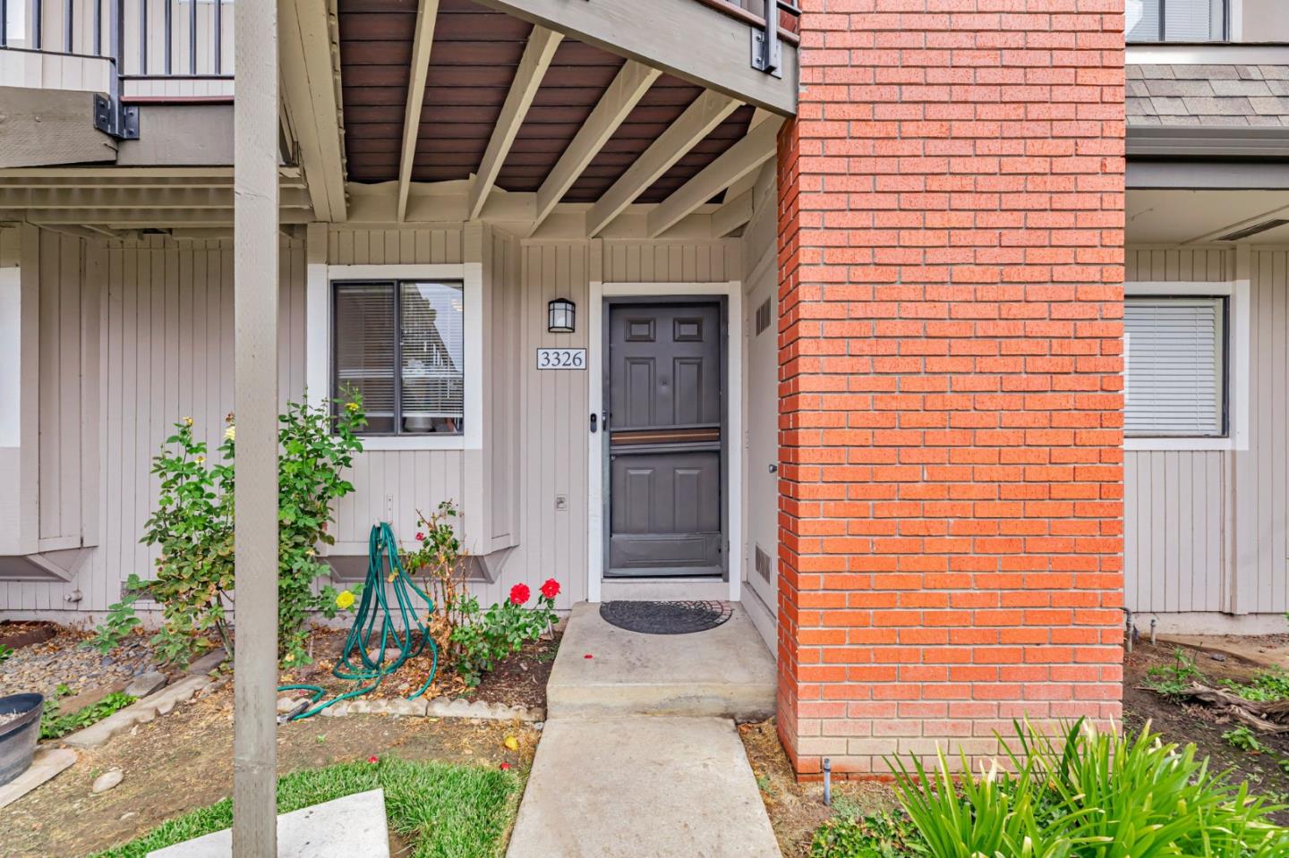 3326 Shadow Park Place