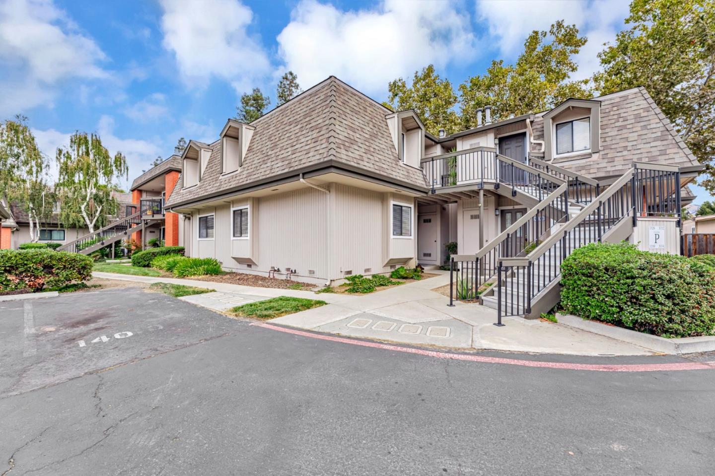 3326 Shadow Park Place