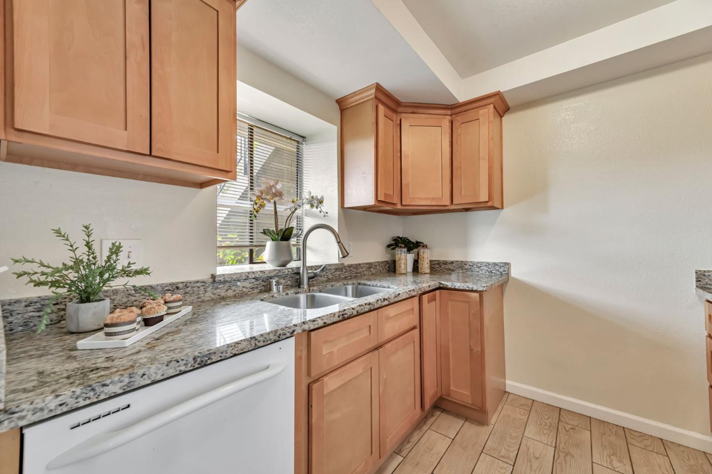 3326 Shadow Park Place