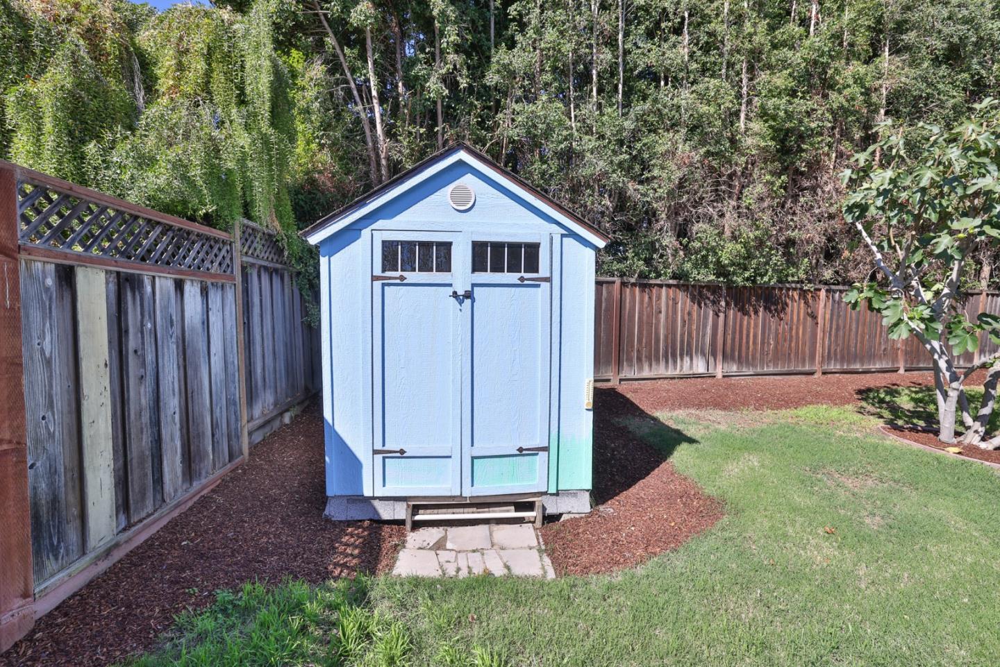 6025 Radcliffe Avenue