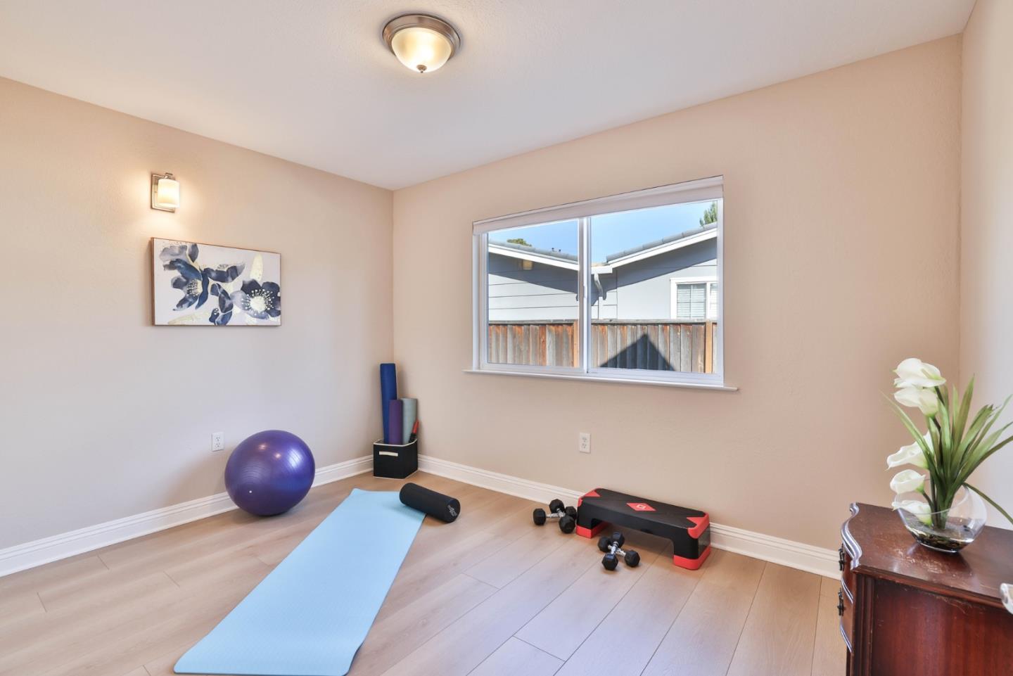 6025 Radcliffe Avenue