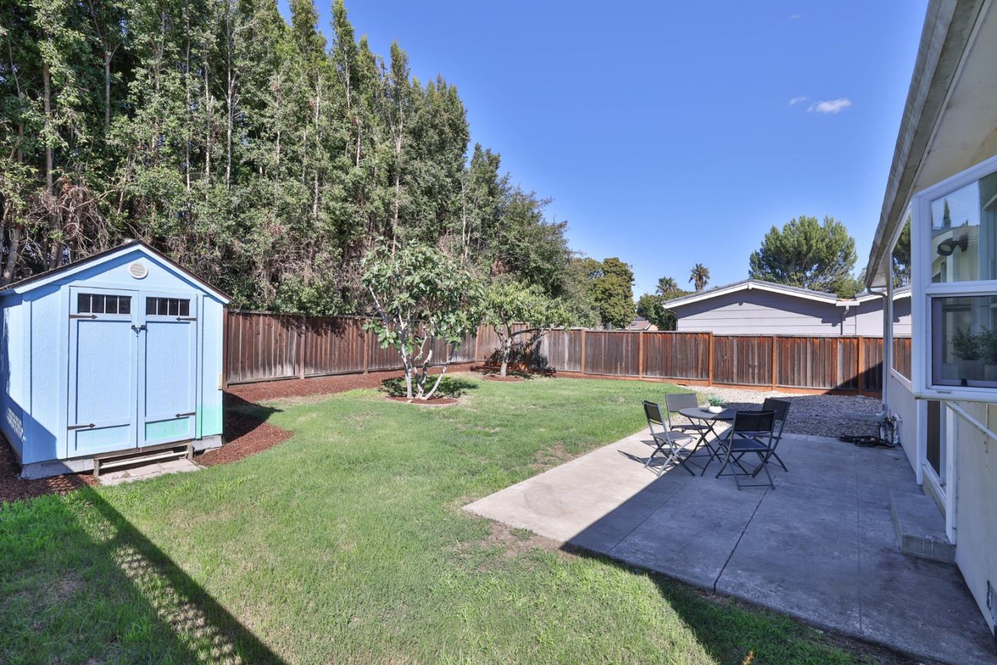 6025 Radcliffe Avenue