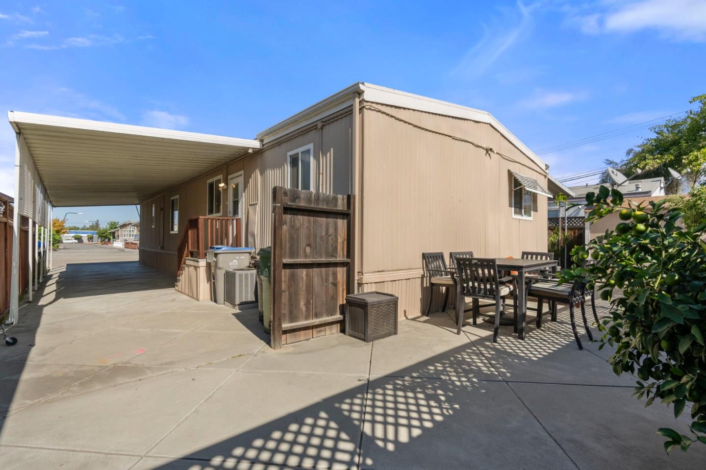 2150 MONTEREY HWY Unit: 239