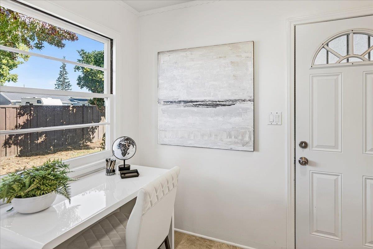 502 MacArthur Avenue