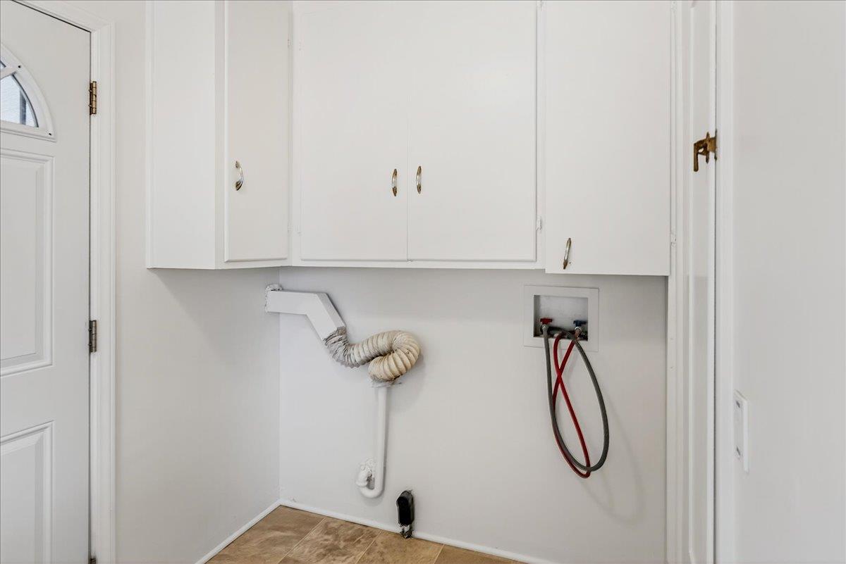 502 MacArthur Avenue