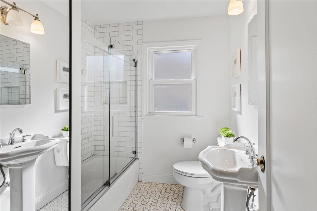 502 MacArthur Avenue