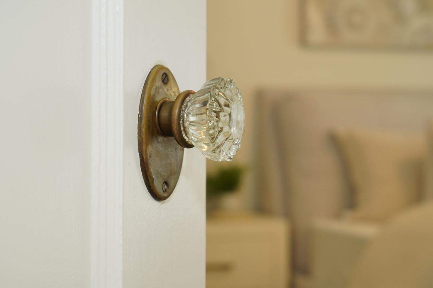 502 MacArthur Avenue