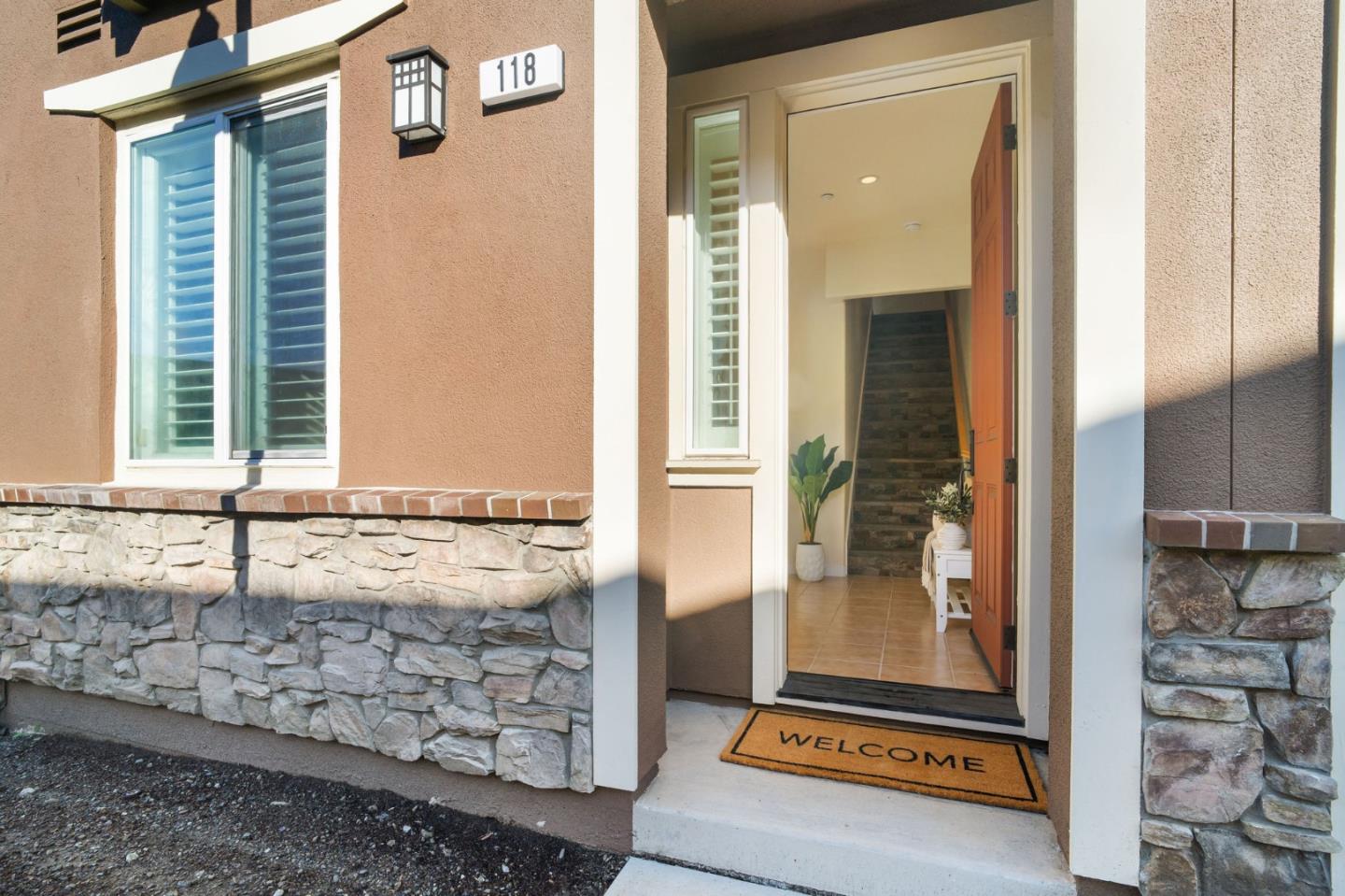 118 West Crystal Cove Terrace