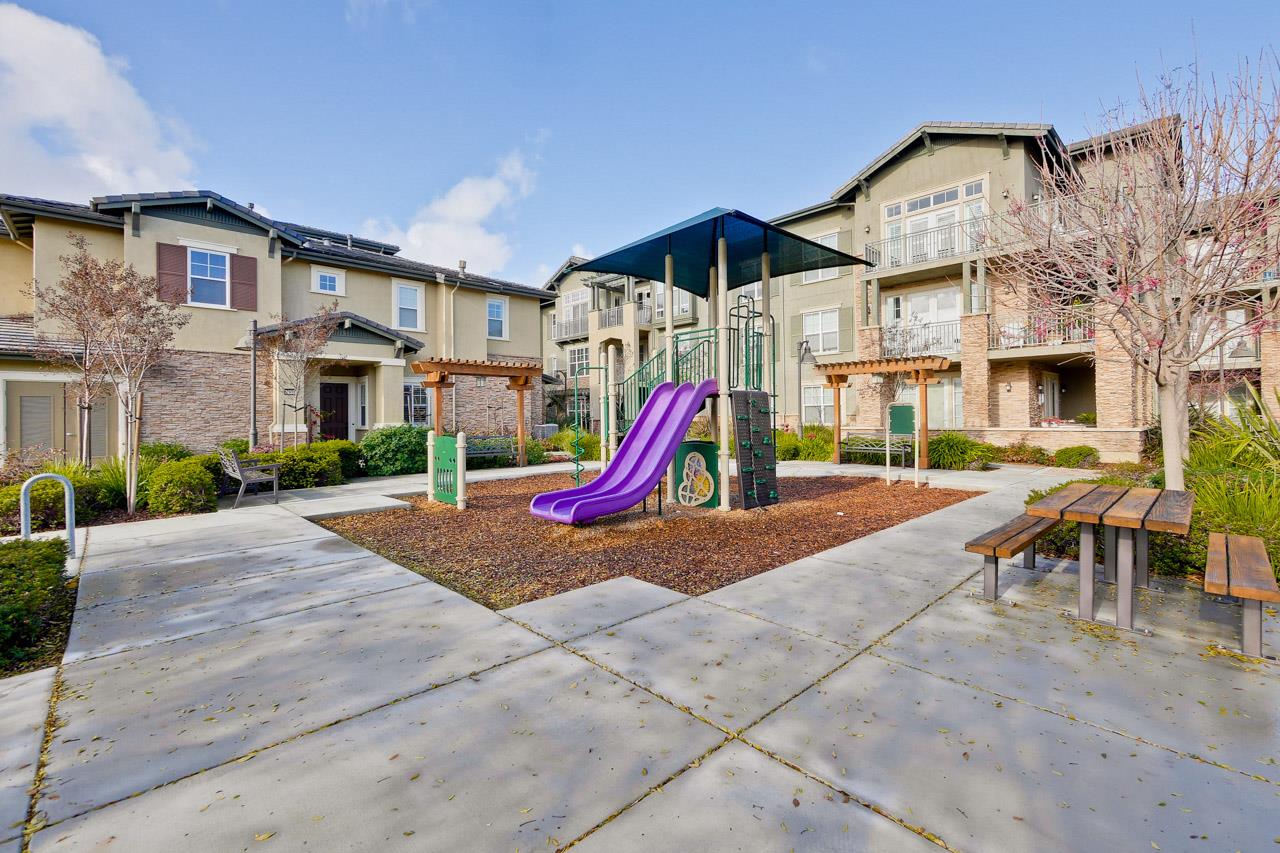 2881 Meridian Avenue 148