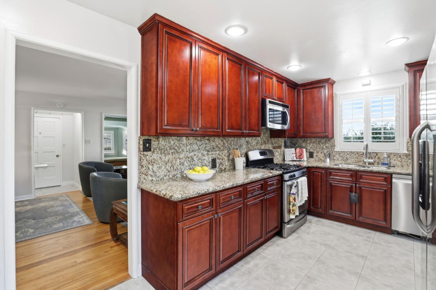 212 South Cragmont Avenue