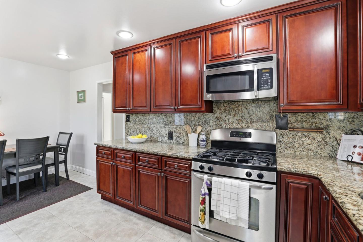 212 South Cragmont Avenue