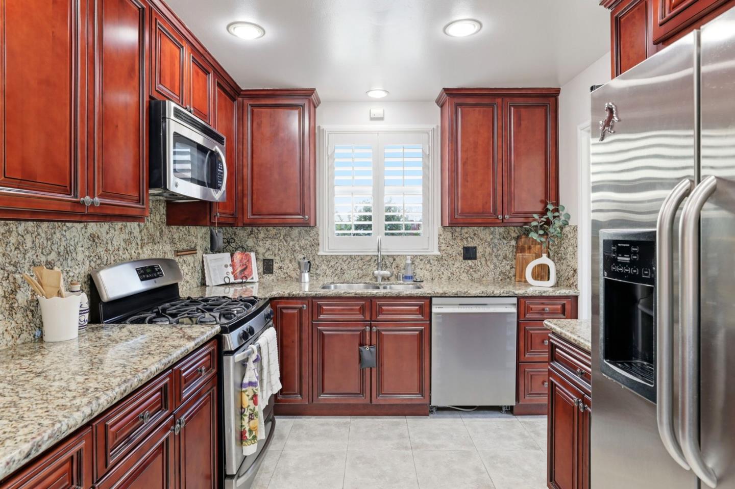 212 South Cragmont Avenue