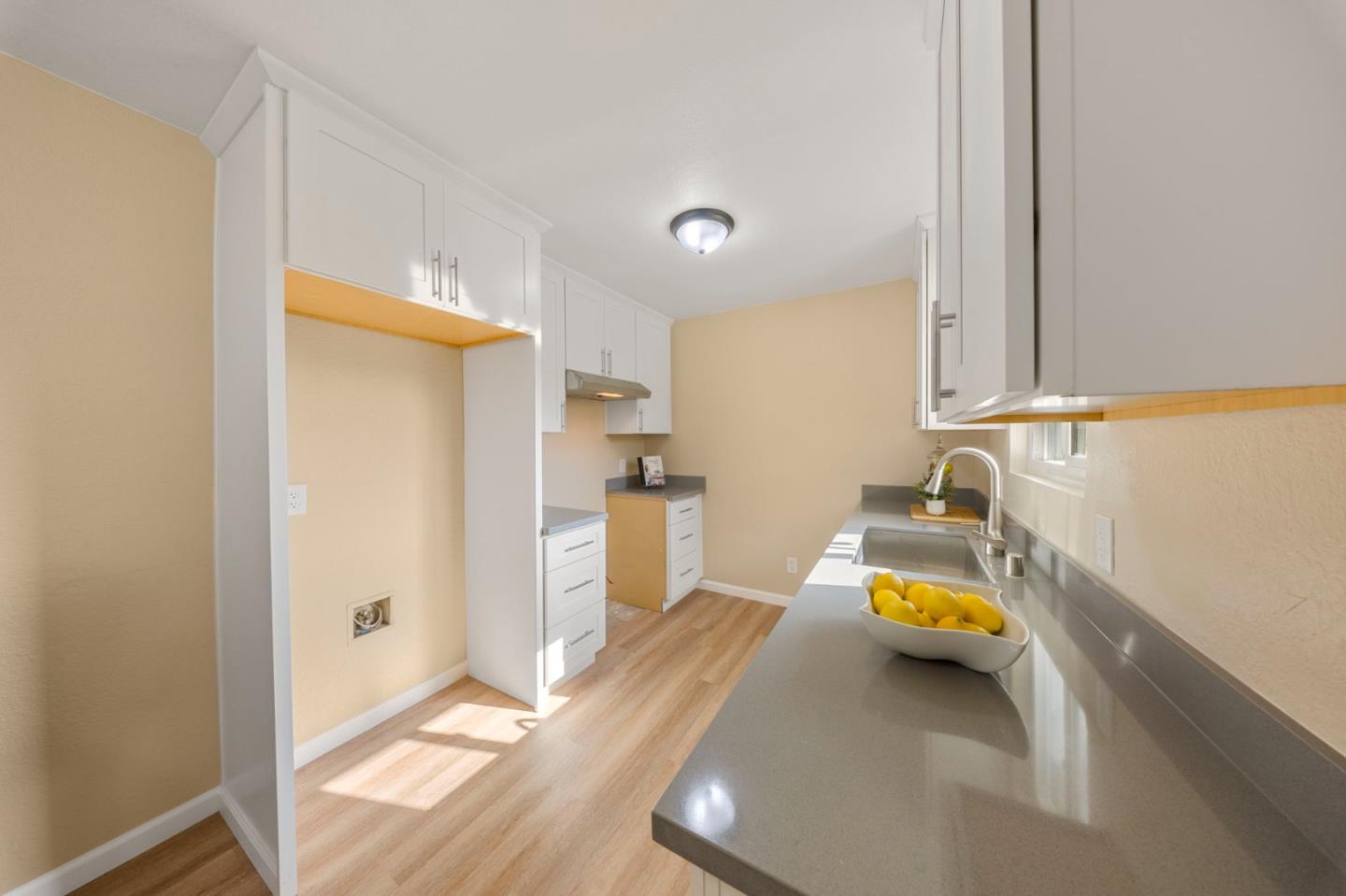 1156 Marguerite Avenue