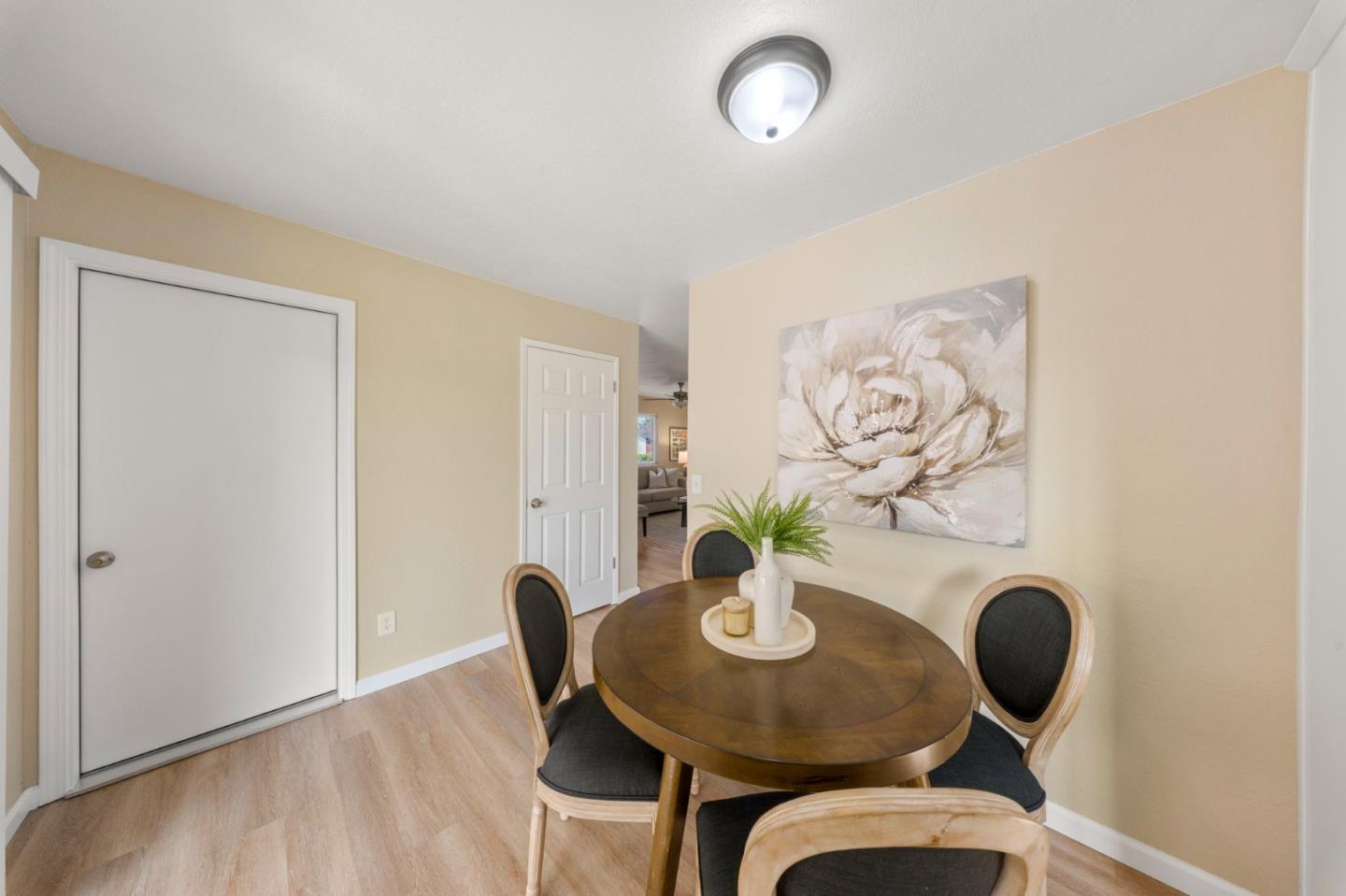 1156 Marguerite Avenue