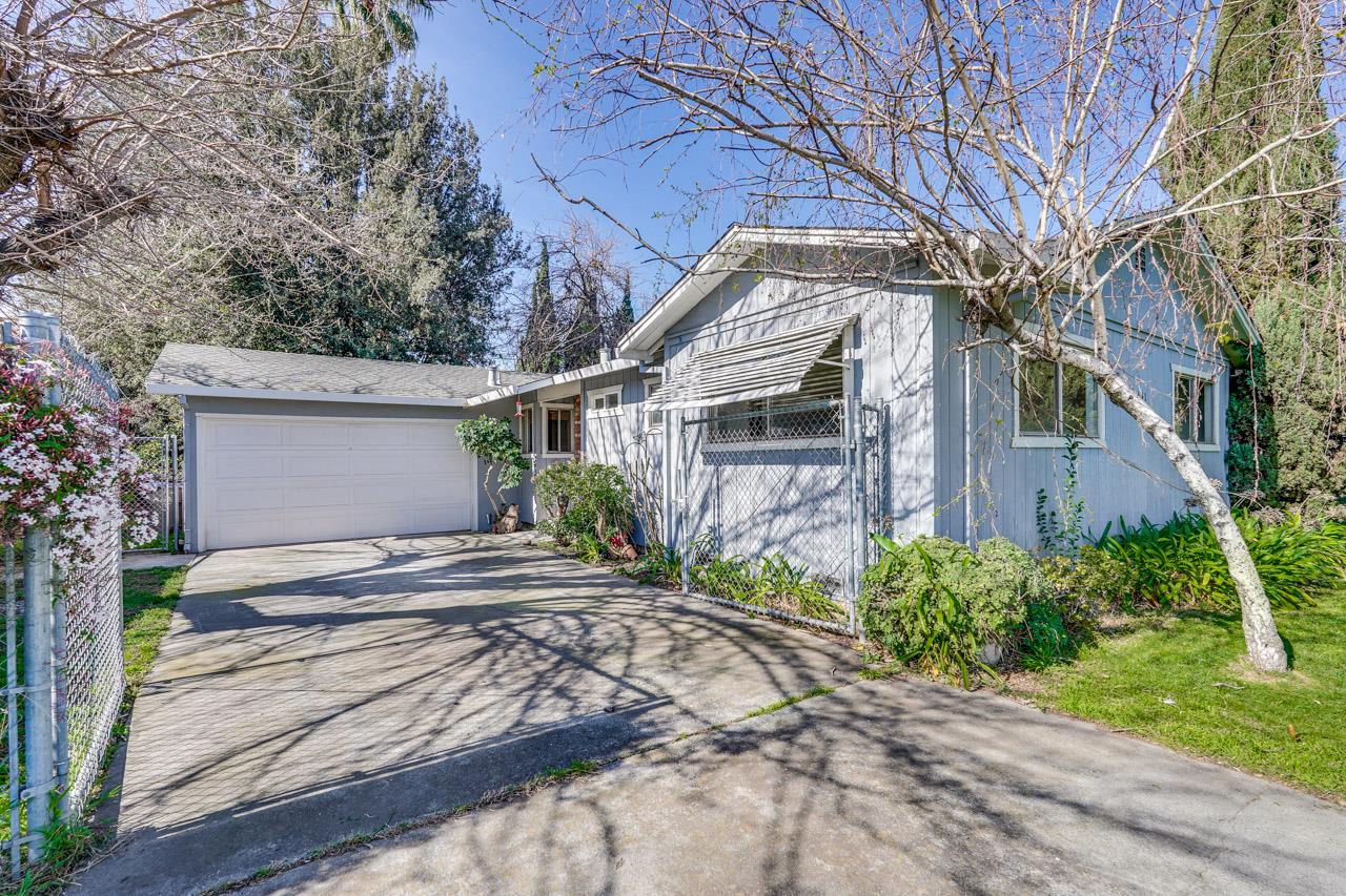 1641 Santee Drive