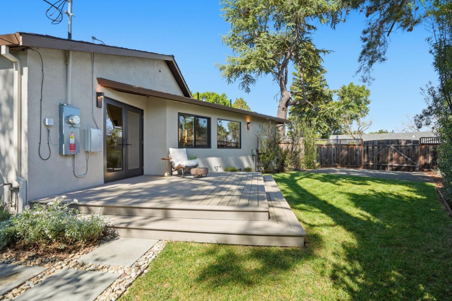 1677 Middleton Avenue