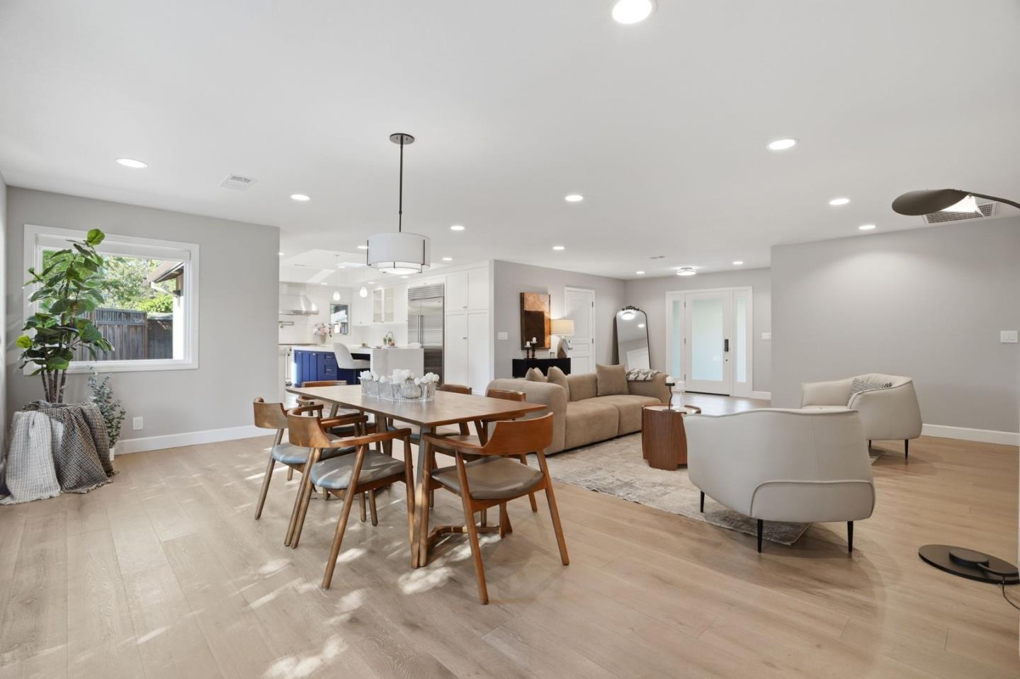 1677 Middleton Avenue