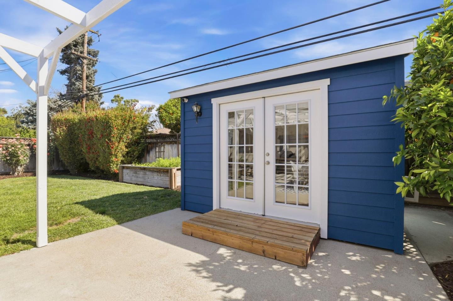 2524 Malaga Drive