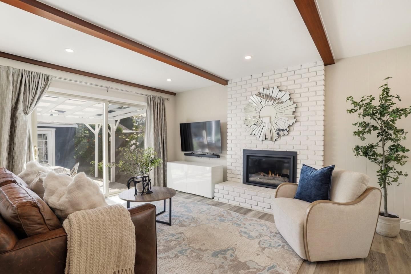 2524 Malaga Drive