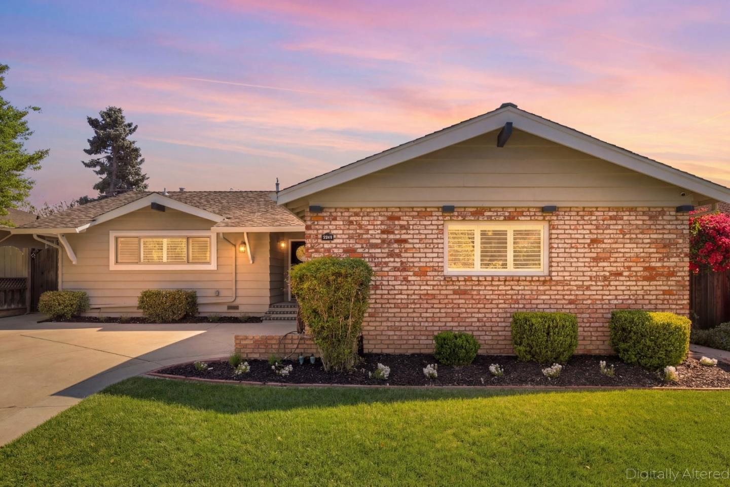 2524 Malaga Drive