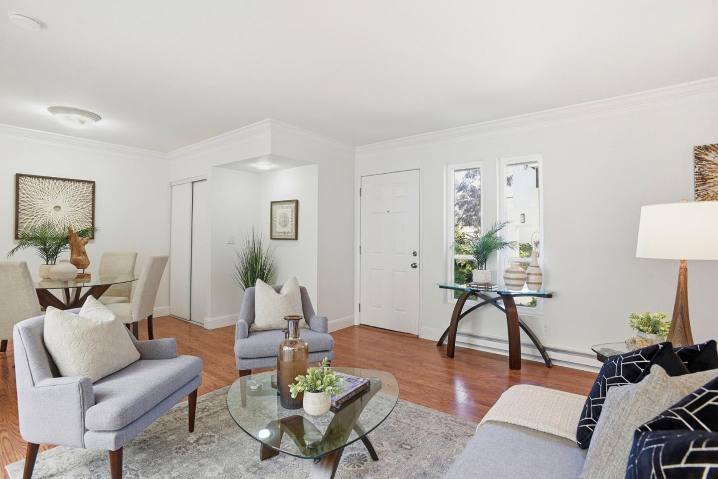 1919 Alameda De Las Pulgas 75