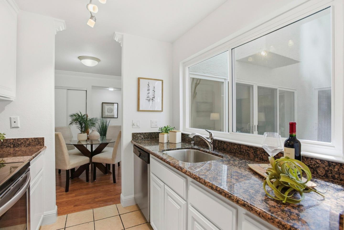 1919 Alameda De Las Pulgas 75