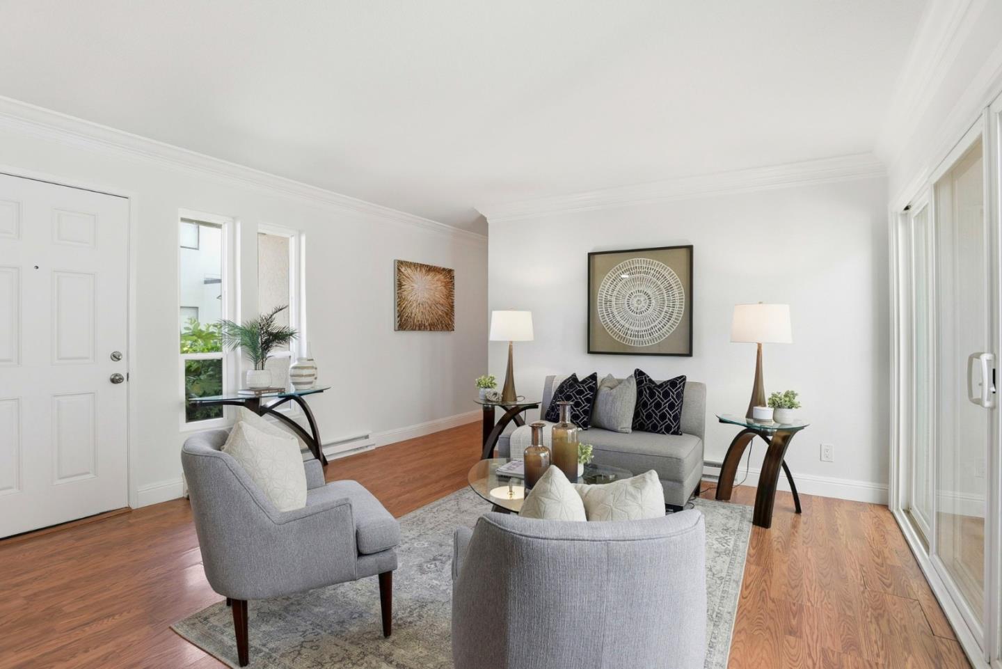 1919 Alameda De Las Pulgas 75