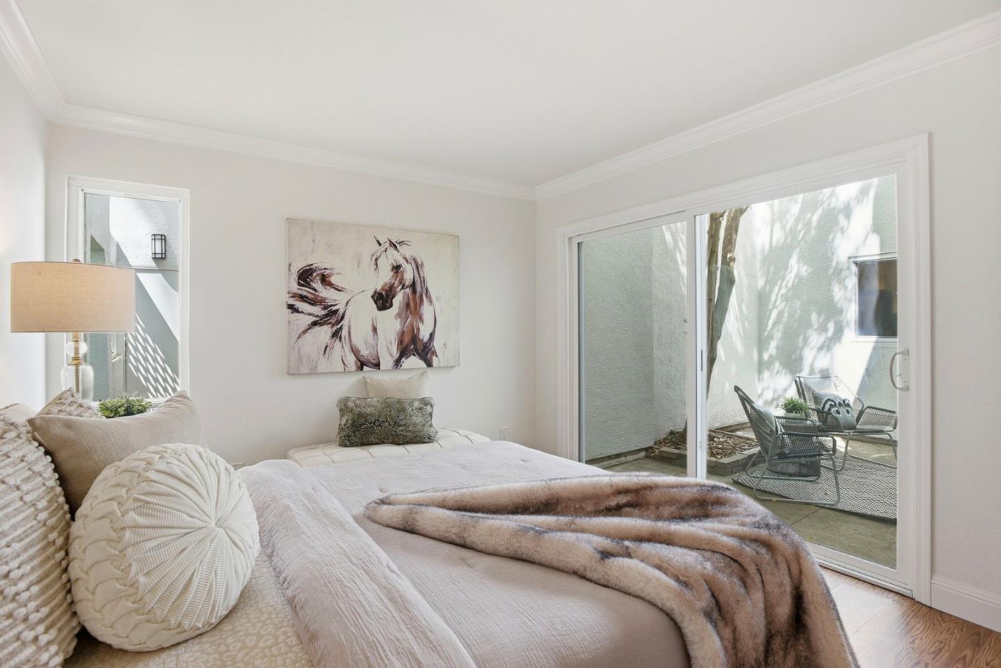 1919 Alameda De Las Pulgas 75