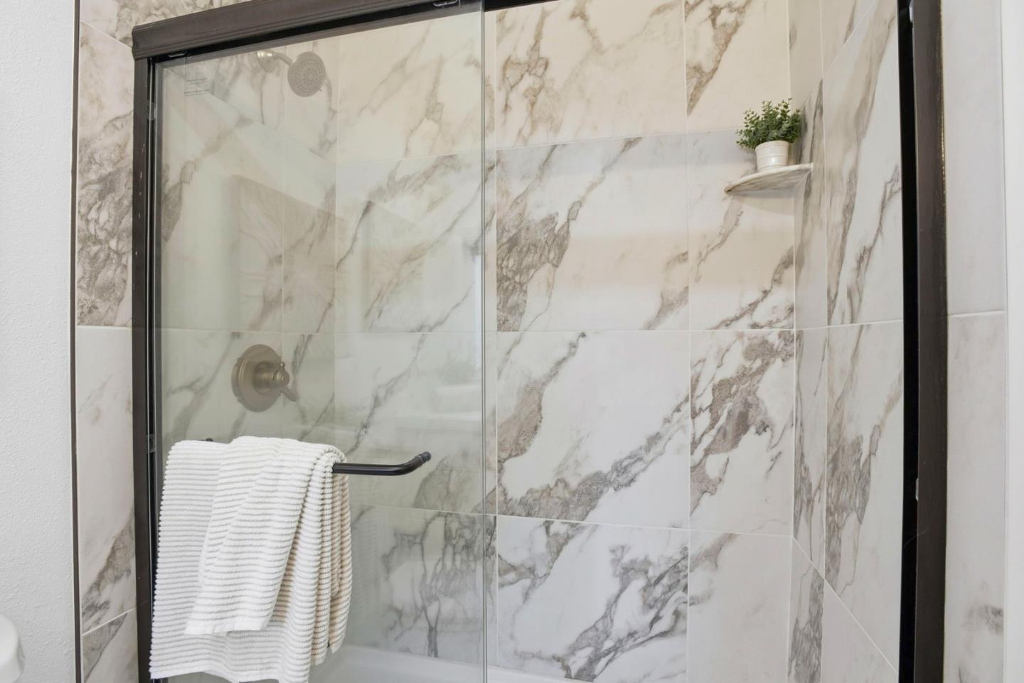 1919 Alameda De Las Pulgas 75