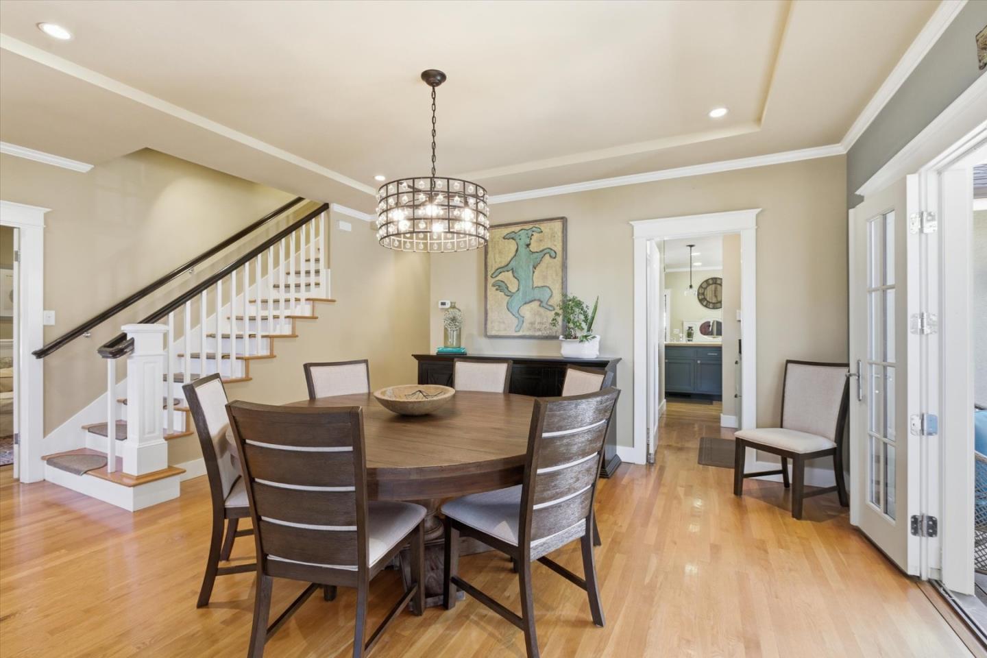 656 Palm Haven Avenue