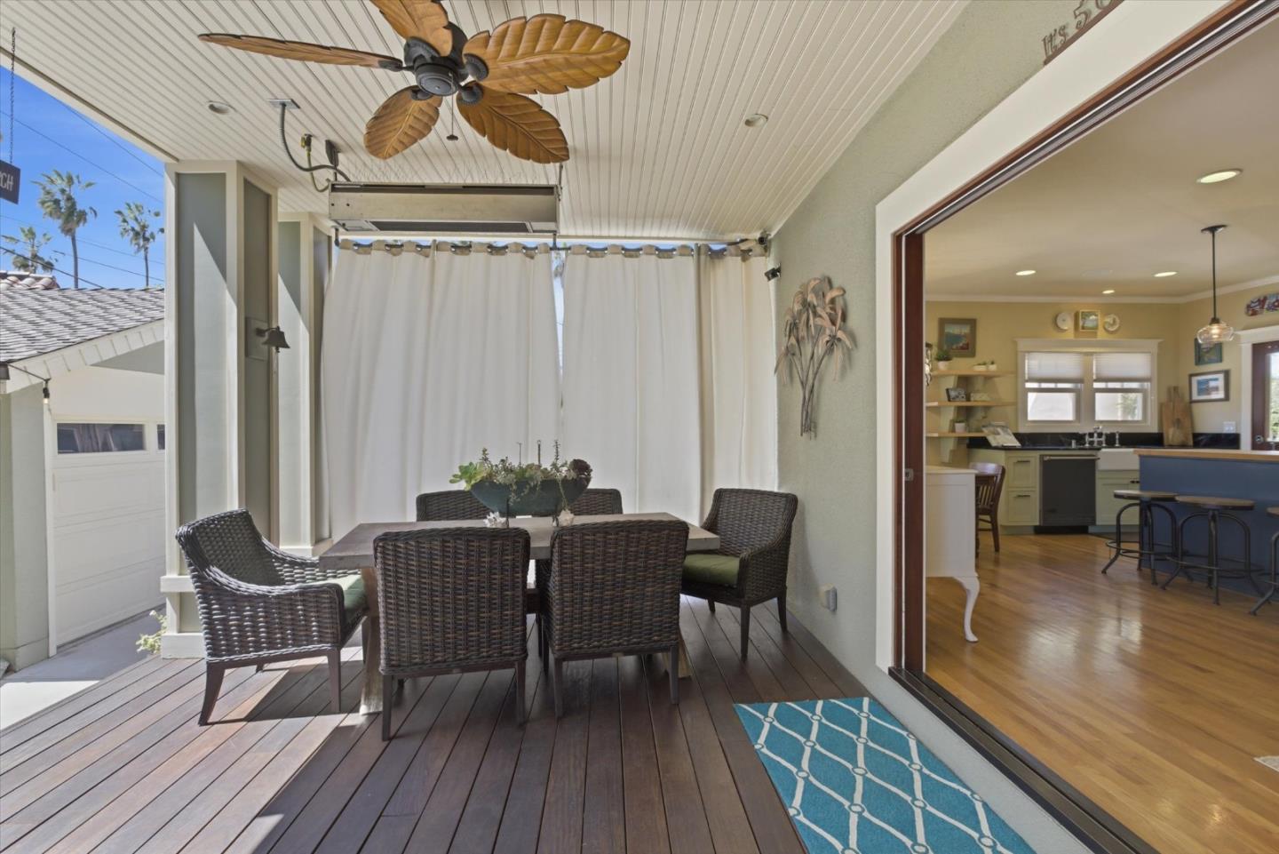 656 Palm Haven Avenue