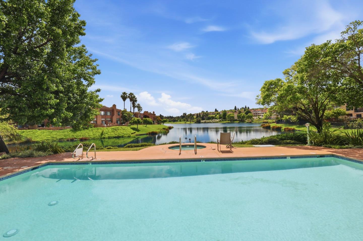 719 Lakemont Place 3